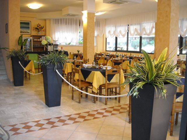 Albergo Santo Stefano Bellaria-Igea Marina Eksteriør bilde
